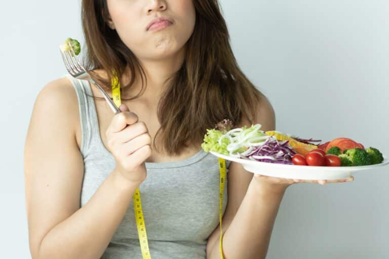 how-fast-can-you-lose-weight-by-not-eating?-the-truth